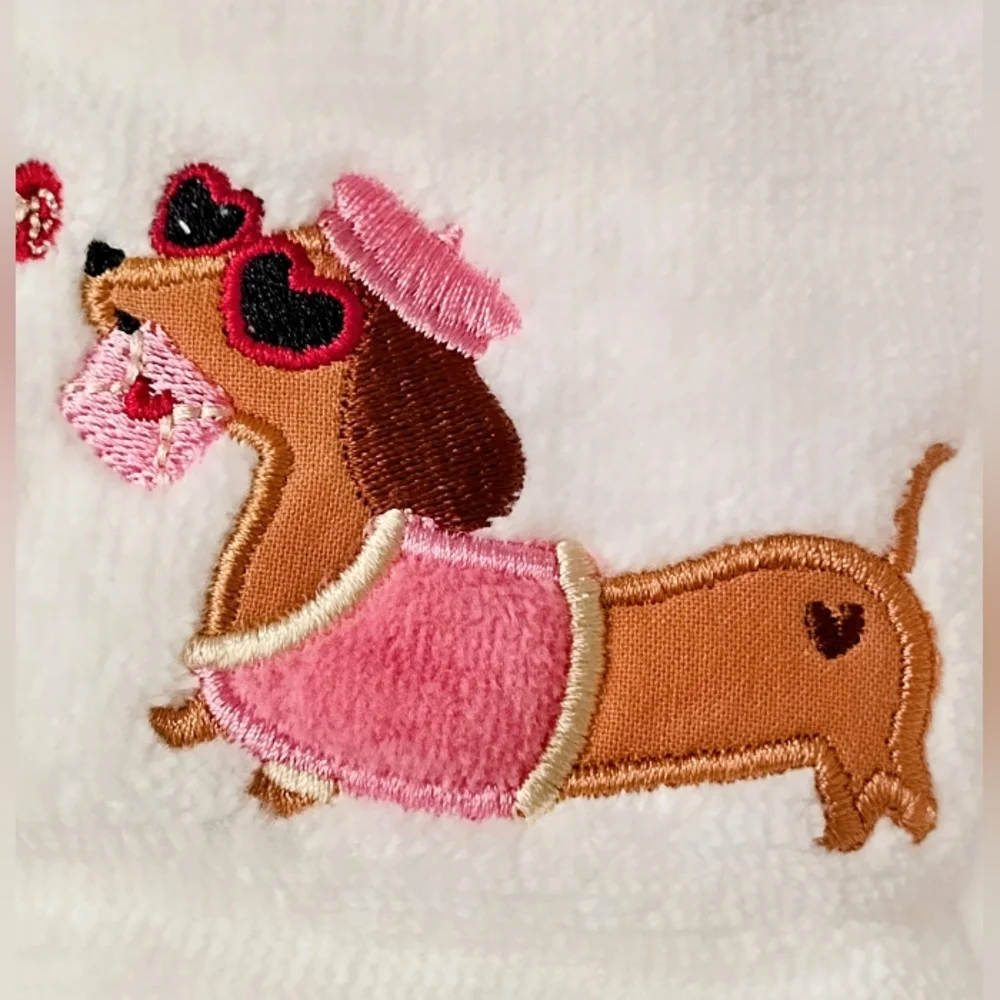 Kassafina Home Set of 2 Hand Towels Dachshund Dog Heart Valentine Pink